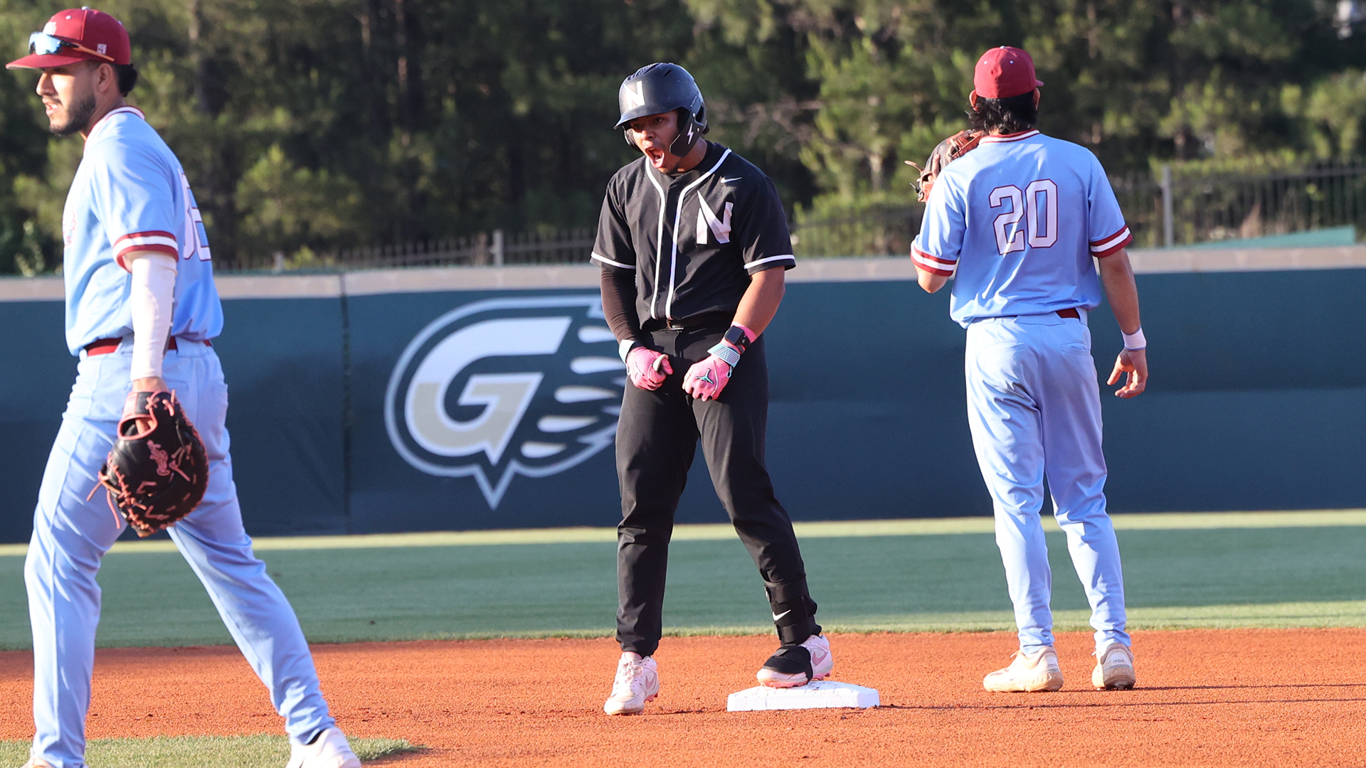 Baseball Fends off Elimination Again, Will Play LCU for Trip to Pod Championship