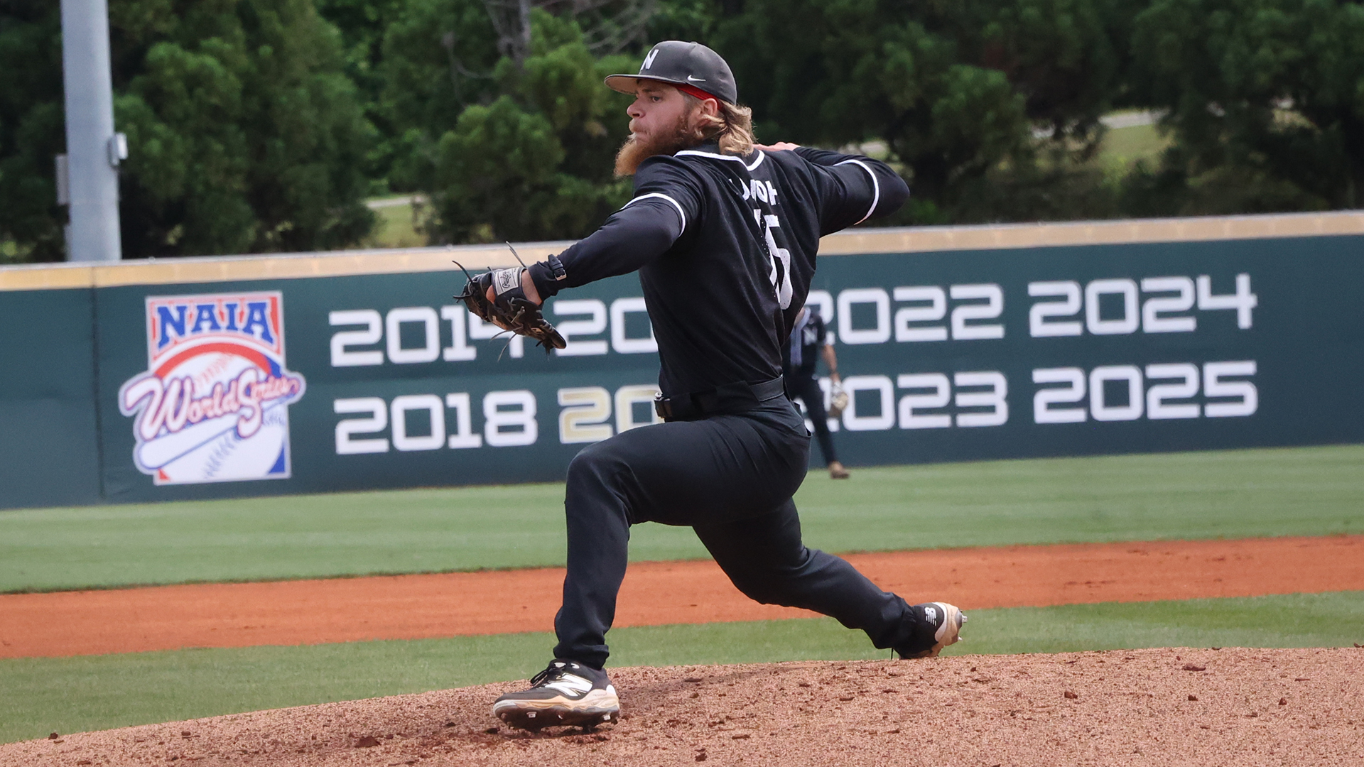 Cabell Deals, Racers Survive and Advance in Opening Round
