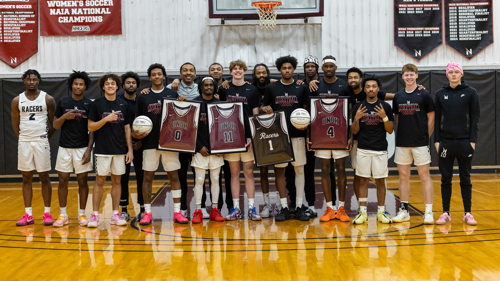 Men's Basketball Ends Season with Tight Loss at UMD